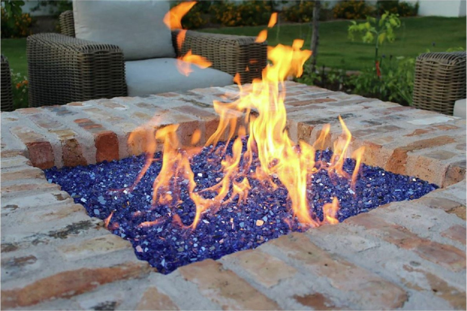 Hiland Recycled Fire Glass for Fire Pits - Cobalt Blue
