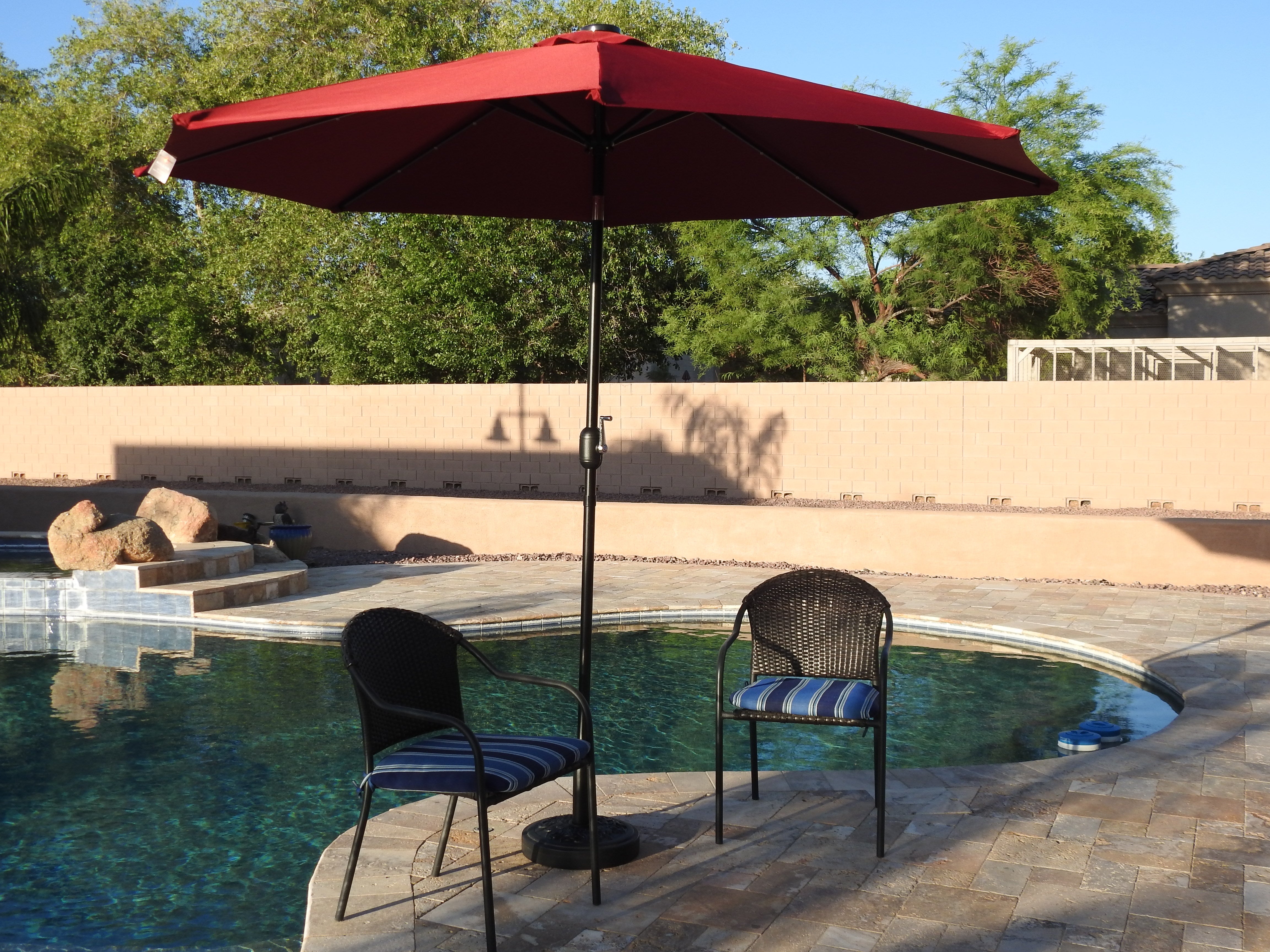 Hiland Solar Market Umbrella with Lights - Red