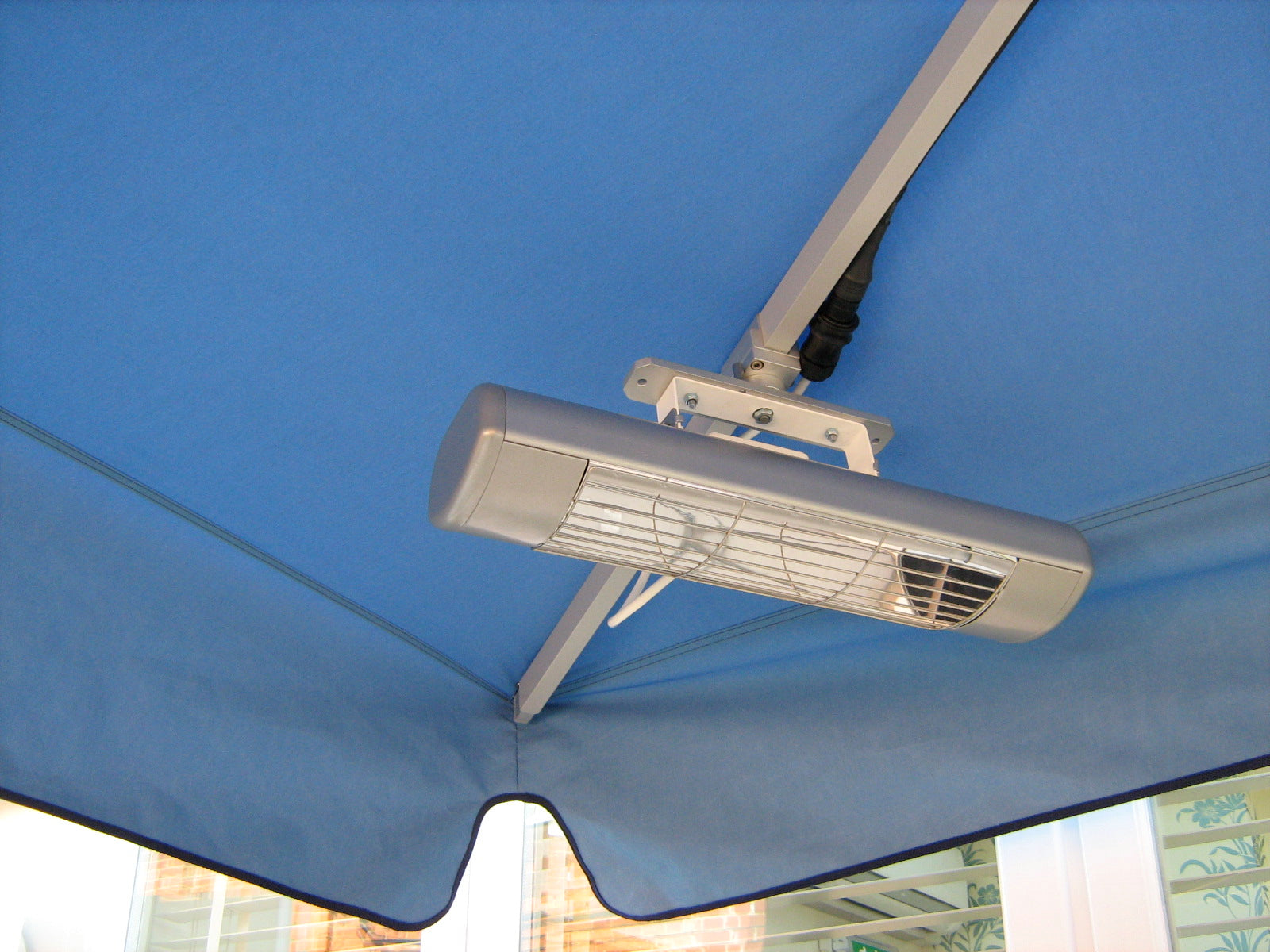 Victory Lighting - All Weather Electric Infrared Heater - HLWA15S-LV - 1500w, 120v - Silver - Gold Lamp-Infrared Heater-Victory Lighting-3-HLW15S-1_c27f5f83-85f9-4bf7-aa35-04b0a2b44386